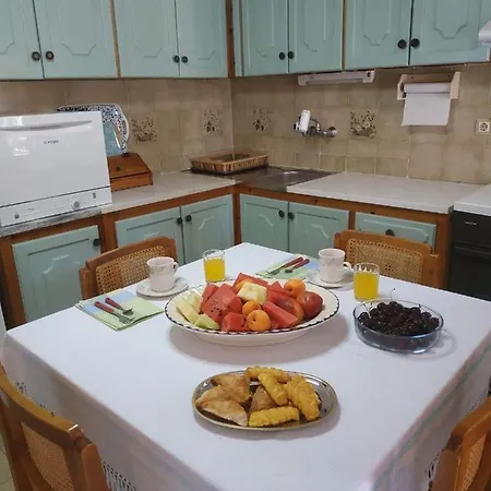 Ivonnis Garden 120m From Dikella Denize & Bbq Semesterbostad Mesimvria (Evros)